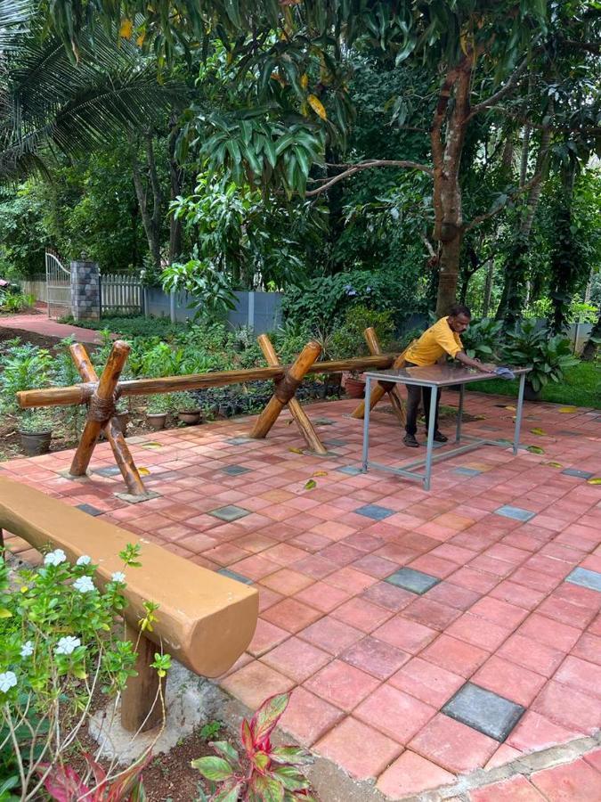 Serenity Villa And Treehouse ปาลักกัด ภายนอก รูปภาพ