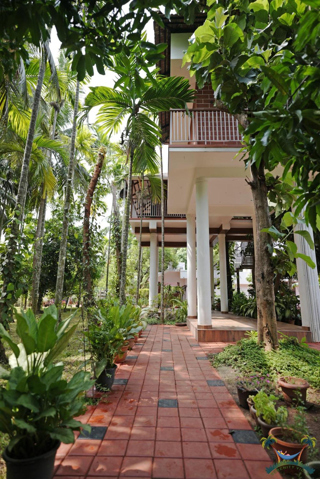 Serenity Villa And Treehouse ปาลักกัด ภายนอก รูปภาพ